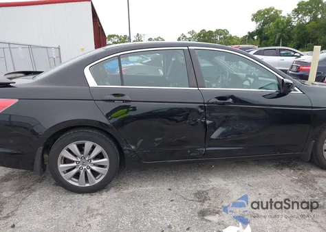 2012 Honda Accord 2.4 Ex-L from USA, damaged, VIN 1HGCP2F8XCA035209
